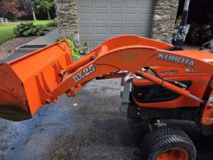Assez utilisé pour Kubota BX25D tracteur chargeur avant arrière Original pour Kubota moteur roulement garantie pompe boîte de vitesses noyau - Product Image 5