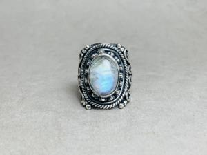 Anillo de piedra lunar arcoíris natural Plata de Ley 925 Anillos de piedras preciosas Hecho a mano Anillos de piedra lunar al por mayor de plata a precios de fábrica - Product Image 2