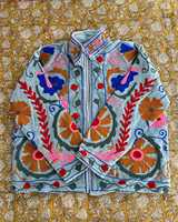 Meilleure vente Veste d'hiver en velours brodée Suzani à la main Veste courte Suzani pour femme Veste brodée courte Suzani taille libre