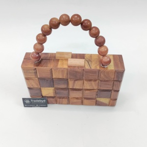 Bolso de mano de madera artesanal Ideal para eventos de boda Regalo hecho a mano para novia por Tradebyd - Product Image 2