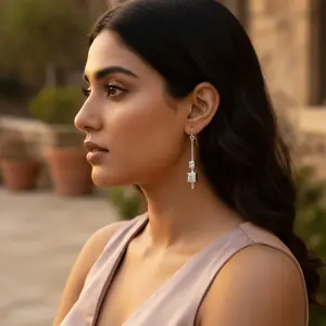 ต่างหูเงินแท้ 925 ประดับเพชรคิวบิกเซอร์โคเนียทรงสี่เหลี่ยมสำหรับผู้หญิง เครื่องประดับแฟชั่น - Product Image 3