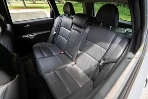 VOLVO V50 T5 AWD 2006 d'occasion, conduite à gauche/droite - Product Image 2