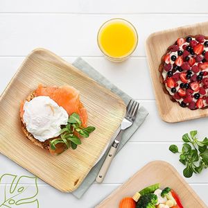 Assiettes carrées jetables écologiques en feuille de palmier, assiettes naturelles compostables pour apéritifs et fêtes, plateaux en feuille de palmier - Product Image 2