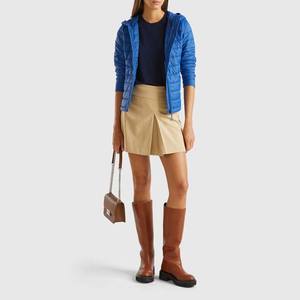 Nueva Chaqueta Acolchada para Mujer, Diseño Único, Ajustada, de Algodón, de Primera Calidad, en Oferta - Product Image 6