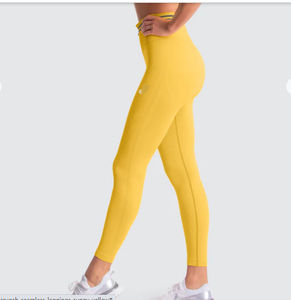 Respirant à séchage rapide quatre voies extensible Oem femmes Slim Fit Yoga ensemble Gym Fitness à manches longues Yoga costume femme Gym porter Yoga ensembles - Product Image 4