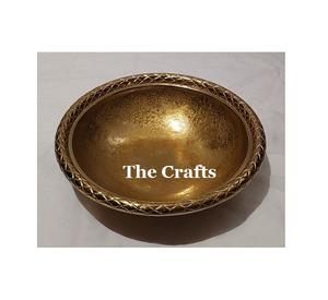 Bol à dessert en aluminium couleur or avec des chocolats de la plus grande qualité, bol à collations à prix abordable - Product Image 1