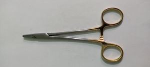 เครื่องมือผ่าตัด Mayo hegar เข็มที่ใส่ TC 18ซม. พร้อมแทรกทังสเตนคาร์ไบด์ขายส่งอัตราการปรับแต่ง OEM - Product Image 4