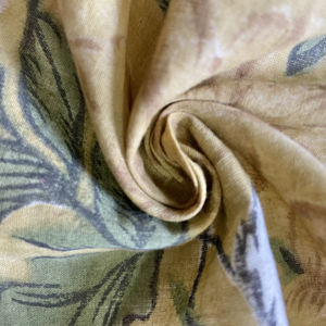 Tissu en coton imprimé à la main Jaune moutarde Motif floral vintage - Product Image 2