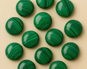 Cabochon de malachite verte : pierre précieuse rectangulaire, polissage lisse - Product Image 6