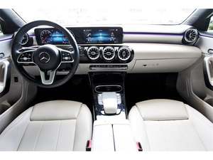 TOP LHD/RHD 2021 M E R C E D E S-BENZ Clase A A 220 Sedán FWD - Product Image 4