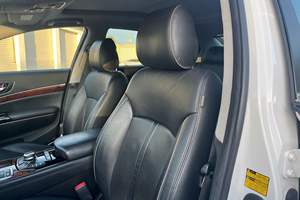 Kia K900 Luxury 2015 Usado, Sin Reserva, Sedán de Lujo Kia Raro, V8 de 420 hp, Paquete VIP, Propiedad del Sur - Product Image 5