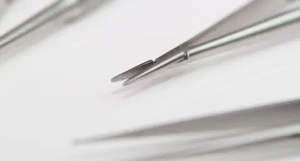 Instrumental Médico Castroviejo, Portaagujas de Acero Inoxidable, Tijeras, Pinzas, Juego Micro, Recubrimiento Cerámico, Cirugía Oftálmica MOL - Product Image 3