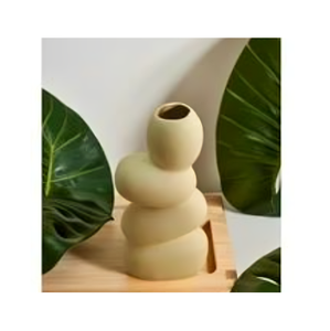 Jardinière en céramique classique qui complète tous les styles de décoration, des fermes minimales aux fermes confortables, parfaite pour vos favoris verts - Product Image 2