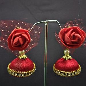 Urthn Floral Thread Jhumki Chandelier Pendientes 1313442A Accesorio de moda - Product Image 1