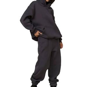 ผู้ผลิตชุดวอร์มสตรีทแวร์ ชุดวอร์มผ้าฝ้ายฟลีซเนื้อนุ่ม ระบายอากาศได้ดี ชุดสเวตสูทแบบกำหนดเอง กางเกงวอร์มและเสื้อฮู้ด ชุดวอร์มผู้หญิง - Product Image 1