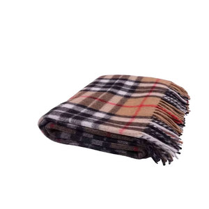 Manta Thomson de camello de moda suave y cómoda de lujo adecuada para uso en invierno - Product Image 4