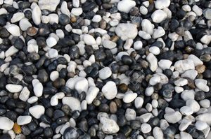 PIERRES NATURELLES NOIRES DU VIETNAM PARFAITES POUR LA DÉCORATION DE JARDIN ET DE VILLA! - Product Image 2
