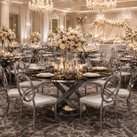 Table ronde de luxe en acier inoxydable argenté pour hôtel, idéale pour les événements et les fêtes