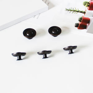 ลูกบิดตู้/ลิ้นชัก โลหะผสมสังกะสี ขัดเงาสีบรอนซ์ สำหรับเฟอร์นิเจอร์ห้องครัว ห้องนั่งเล่น ห้องรับประทานอาหาร ทนทาน ติดตั้งง่าย - Product Image 4