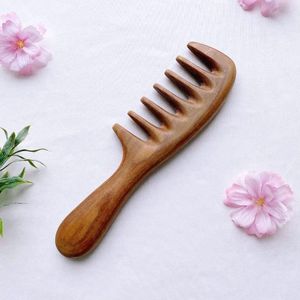 Peigne à cheveux à manche en bois fait main SMART pour une utilisation en salon de l'Inde peigne en bois en gros pour un usage commercial à vendre en - Product Image 1