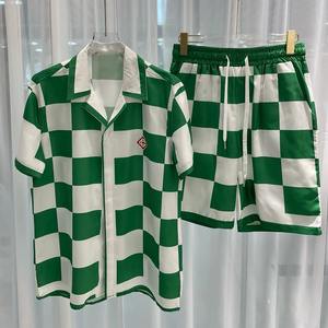 Nuevo conjunto de camisa de seda de manga corta con solapa de tablero de ajedrez a cuadros estampado a la moda y elegante conjunto de verano - Product Image 4