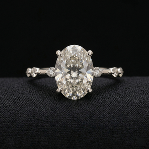 Anillo de Compromiso de Diamantes de Platino de Joyería Fina, con Certificado IGI, 4g, Minimalista, Elegante, Brillante, Estilo Lujoso - Product Image 1