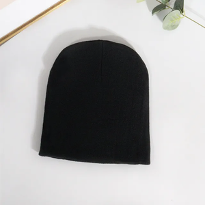 Fabricant de bonnet d'hiver unisexe imprimé en acrylique avec broderie de lettres jacquard Bonnet tricoté - Product Image 6