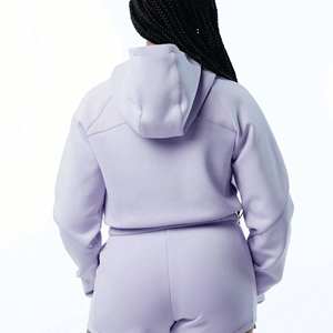 Conjunto de chándal de dos piezas para mujer, chaqueta con cremallera y pantalones cortos, ropa deportiva informal - Product Image 4