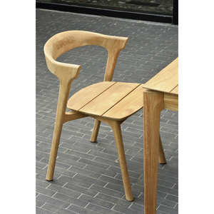 Chaise de patio minimaliste moderne en bois de teck naturel, ergonomique et résistante aux intempéries pour l'extérieur - Product Image 4