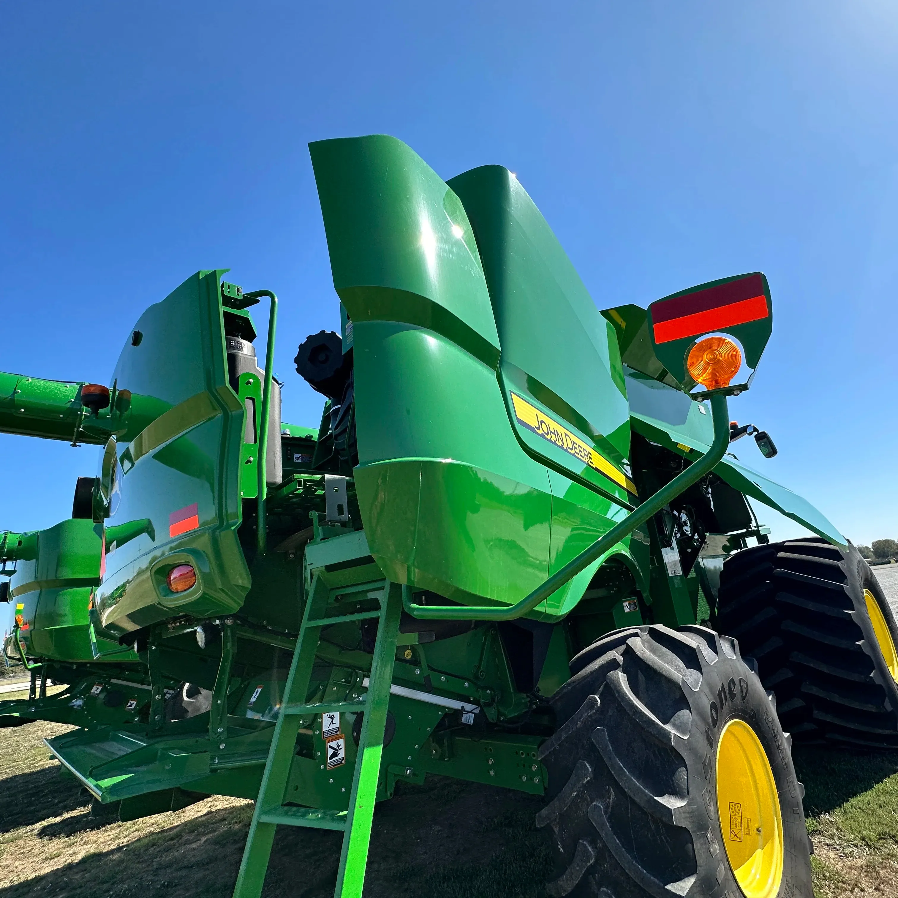 Neuer Deere 7720 4-rad-Antrieb Mähdrescher Reis Weizenmähdrescher Hydraulischer 4-Rad-Mähdrescher Getreidemähdrescher für Farmen