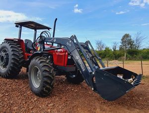 Venta caliente Massey Ferguson Agricultura Tractores agrícolas usados a la venta Tractor Serie 135 165 175 185 188 275 290 385 455 Motor de núcleo - Product Image 2