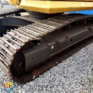 Excavatrice sur chenilles Komatsu PC350-7 d'occasion, poids opérationnel de 8 tonnes, fabrication japonaise, prix bas - Product Image 1