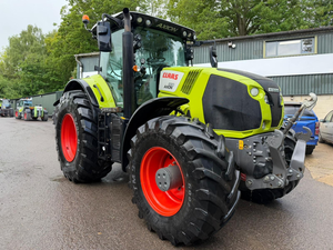 รถแทรกเตอร์ล้อ <span class=keywords><strong>CLAAS</strong></span> 2504 <span class=keywords><strong>830</strong></span> มือสอง 180 แรงม้า ขับเคลื่อน 4 ล้อ เกียร์ออโต้ สำหรับเครื่องยนต์ รถแทรกเตอร์การเกษตร เกียร์บ็อกซ์ แบริ่ง - Product Image 4