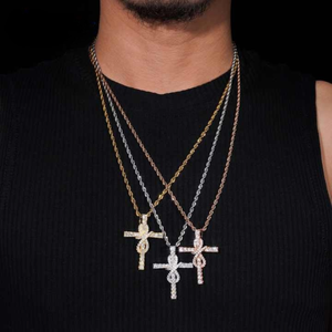 Pendentif en moissanite en forme de nœud glacé, couleur D VVS, argent 925 plaqué or rose, bijoux religieux de luxe, micro pavé, vente en gros - Product Image 3