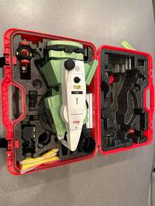 Estación robótica Leica Total Station TS 15 Robotic R 500 disponible para la venta en buen estado - Product Image 3