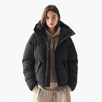 Blouson d'hiver court en tricot matelassé pour femme, col montant, design effet bulle brillant, coupe-vent, respirant, couleur personnalisable, haute qualité