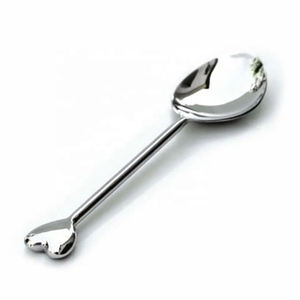 Ensemble de couverts de qualité supérieure de 5 pièces en acier inoxydable avec finition dorée Parfait pour les mariages élégants Ustensiles de cuisine et événements à manger - Product Image 5