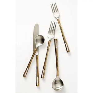 Couverts de luxe en argent exclusif acier inoxydable titane argent poignée en bois ensemble de couverts sûrs et sains pour un usage quotidien - Product Image 6