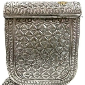 กระเป๋าถือสตรีวินเทจกระเป๋าเงินหมอนบุกำมะหยี่ทองแดงและทองเหลืองสำหรับงานปาร์ตี้แฟชั่นข้างหน้าด้วยงานฝีมือ HF - Product Image 1