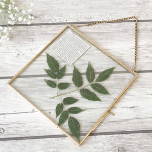 Chic Square Metal Hanging <strong>Photo</strong> <strong>Frame</strong> in Gold Finish Elegant <strong>Wall</strong> Decor Perfect for Home Interior or Gift <strong>Ideas</strong> - Product Image 2