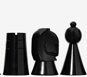 Pièces d'échecs commémoratives australiennes de style tournoi, ébonnées et en bois de buis, base du roi estampée - Product Image 4