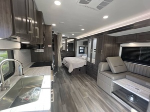 Nuevo Vehículo de Camping Cruiser E-n-t-e-g-r-a Coach O-dyssey 24B 2026 - Product Image 2