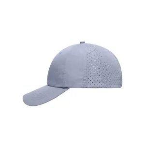 Cappellino con Taglio Laser, Attrezzatura e Accessori per l'Atletica e il Merchandising Sportivo - Product Image 1
