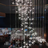 Lustre personnalisé pour escaliers de villa Lampes suspendues en verre en forme d'oursin Lustre led moderne à haut plafond pour villa