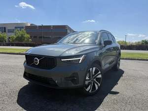 Volvo XC40 Usado 2026 - Product Image 1