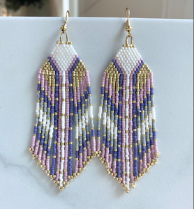 Boucles d'oreilles tendance à franges perlées / Boucles d'oreilles à pompons Delica / Longues boucles d'oreilles bohèmes à franges et pompons - Or - Longues - Product Image 1