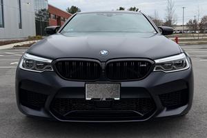 BMW M5 Competition Package 2020 USADO ~13,400 Millas 617 hp V8 Twin-Turbo AWD Paquete Ejecutivo R20 Volante a la Izquierda Asientos de Cuero - Product Image 2