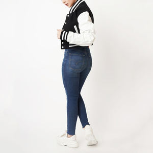 Factory Direct Veste universitaire en laine pour femmes à manches longues et courtes tricotée avec logo personnalisé - Product Image 2