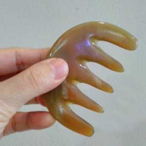Peigne en corne de buffle antistatique fabriqué à la main pour un usage domestique Outil de soin naturel pour la barbe et les cheveux Option de logo personnalisé - Product Image 3