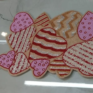 Camino de mesa con cuentas para decoración del hogar, proveedor y fabricación a granel de refractex, India, hecho en la India para el mejor Q - Product Image 1